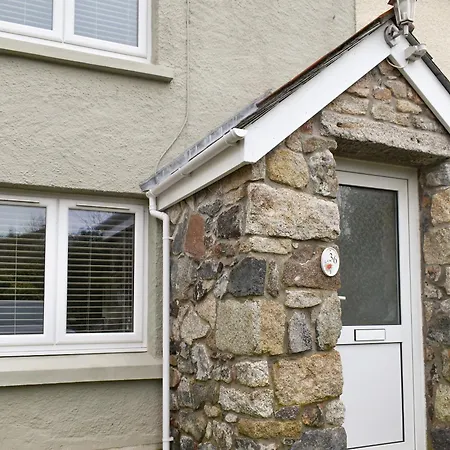 Millys Nook * St Austell